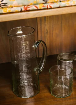 Hot Bouchara CARAFE EN VERRE EMBOSSÉ VERT CLAIR