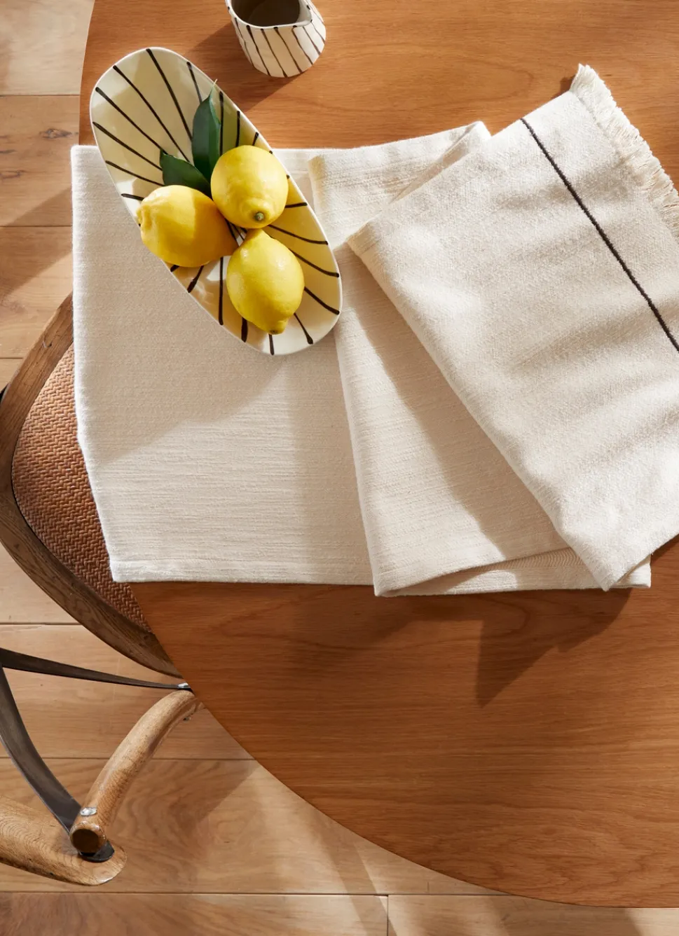 Hot Bouchara CHEMIN DE TABLE ETNI ÉCRU GRIS ANTHRACITE