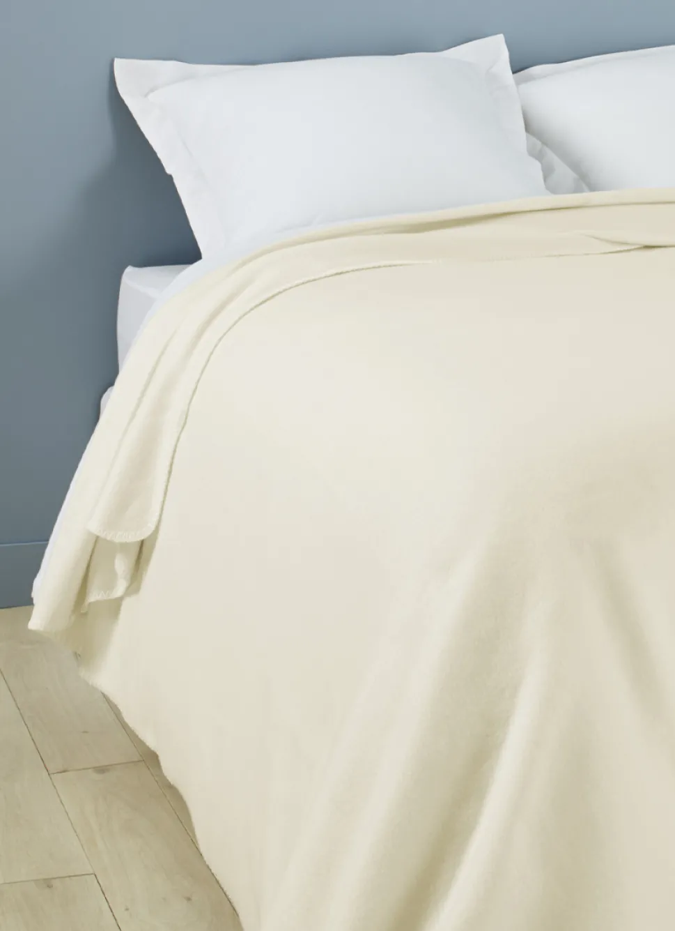 Online Bouchara COUVERTURE POLAIRE LÉGÈRE IVOIRE