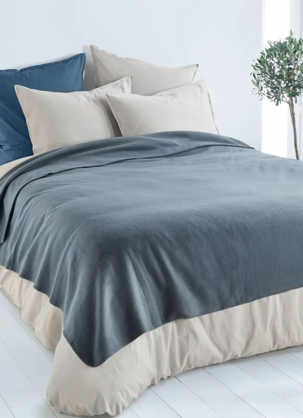 Clearance Bouchara COUVERTURE POLAIRE LÉGÈRE NEW GRIS