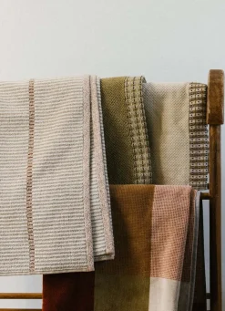 Online Bouchara DRAP DE DOUCHE UNI AVEC LITEAU FANTAISIE VERT OLIVE