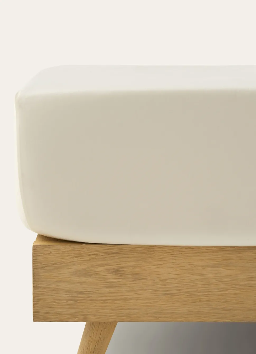 Clearance Bouchara DRAP HOUSSE UNI EN SATIN DE COTON IVOIRE