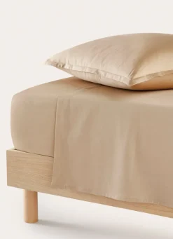 Bouchara DRAP PLAT EN SATIN DE COTON UNI MORDORE