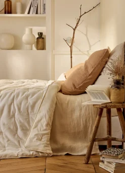 Hot Bouchara ÉDREDON EN VELOURS GANSÉ D'UN BIAIS CONTRASTÉ IVOIRE