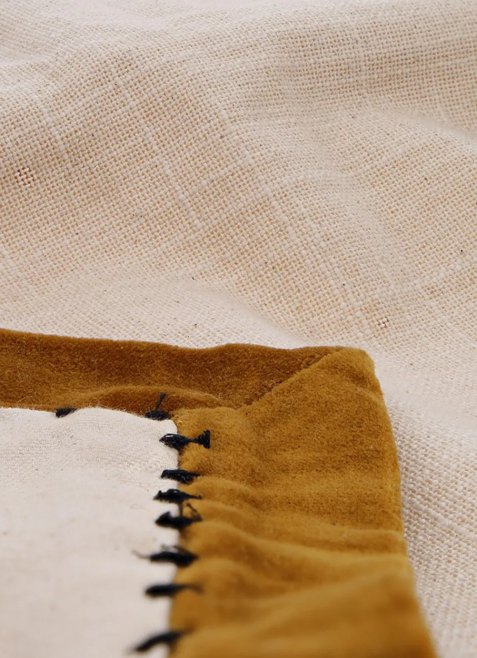 Sale Bouchara HOUSSE DE COUSSIN TEXTURÉE FINITION EN VELOURS ECRU