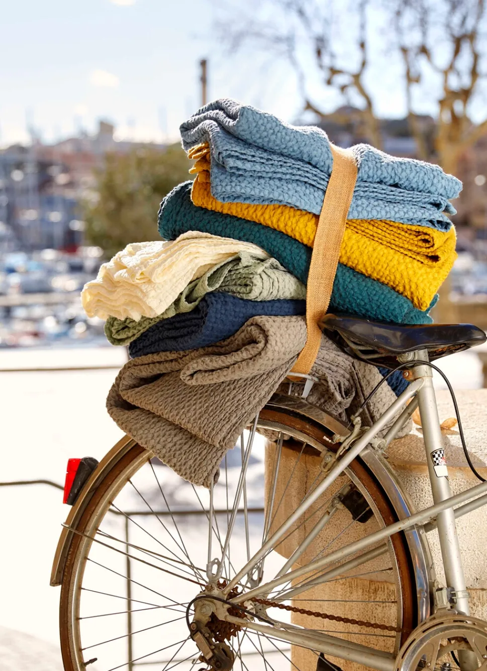Bouchara JETÉ DE LIT EN COTON LAVÉ NID D'ABEILLE VERT FONCE