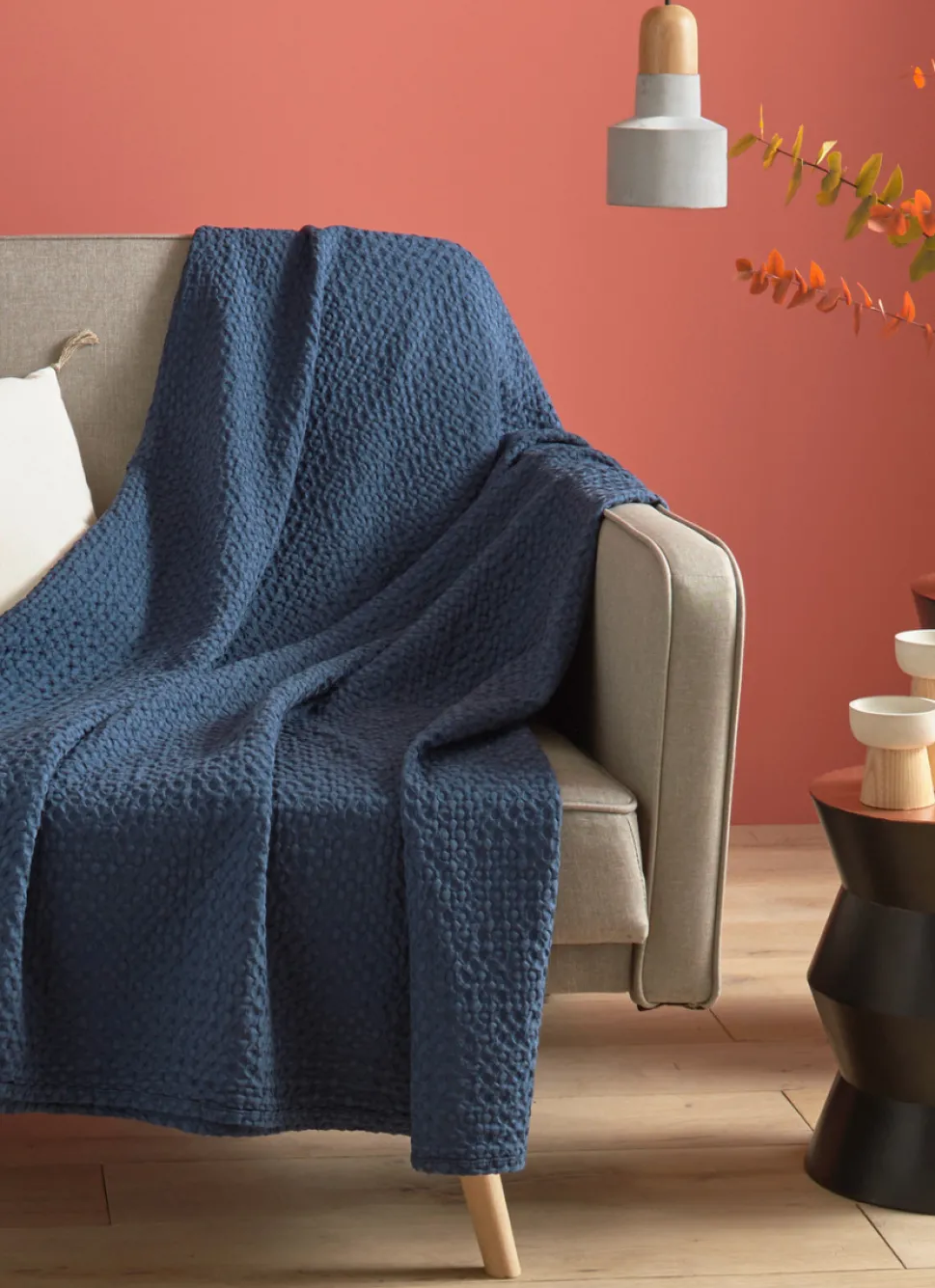 Online Bouchara JETÉ DE LIT EN COTON LAVÉ NID D'ABEILLE MARINE