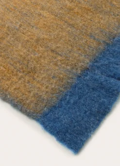 Bouchara LARGE PLAID À CARREAUX EFFET MOHAIR BLEU