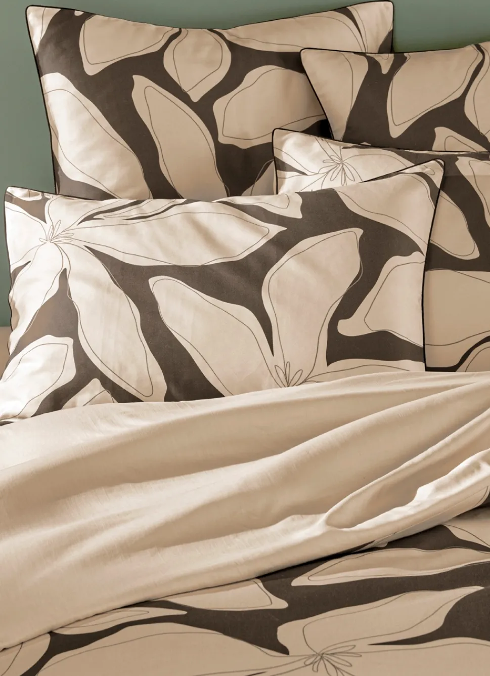 Discount Bouchara LOT 2 TAIES D'OREILLER EN SATIN DE COTON À FLEURS GRIS FONCÉ