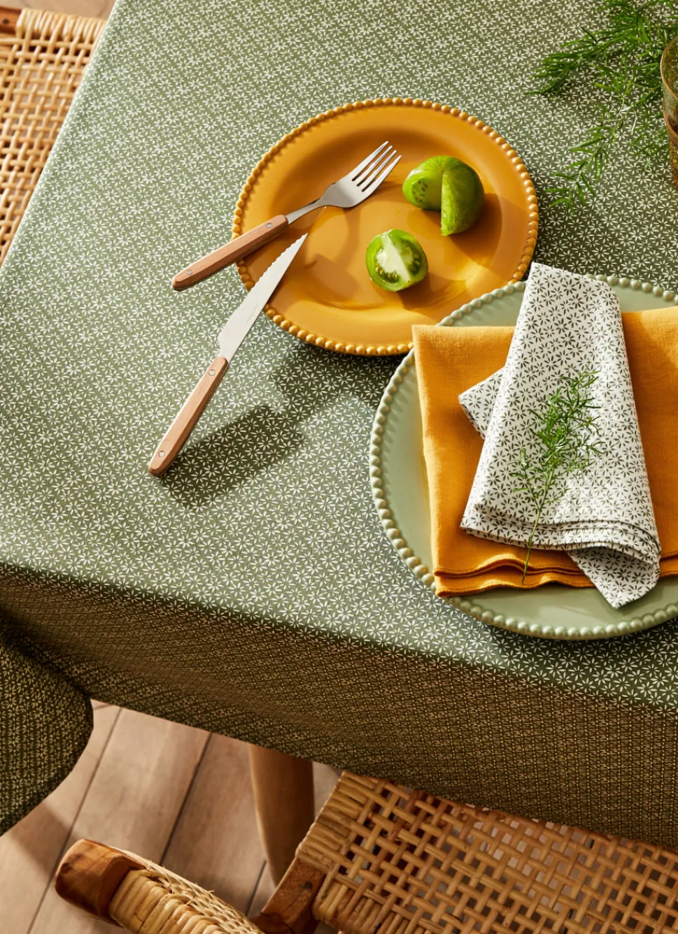 Sale Bouchara NAPPE EN COTON ENDUIT IMPRIMÉ PETITES FLEURS KAKI/BLANC