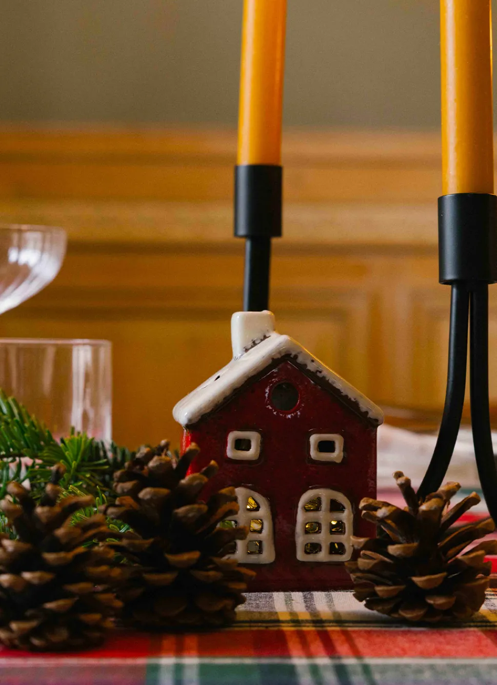 Outlet Bouchara PHOTOPHORE MAISON PEINTE EN DOLOMITE ROUGE