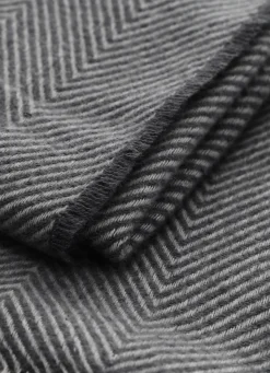 New Bouchara PLAID À MOTIFS CHEVRONS JACQUARD HANK GRIS