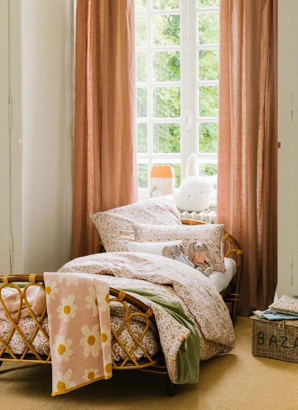 Outlet Bouchara PLAID EN TRICOT DE COTON JACQUARD MOTIF FLORAL ROSE