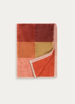 Bouchara SERVIETTE DE BAIN EN VELOURS À CARREAUX ROUGE FONCÉ