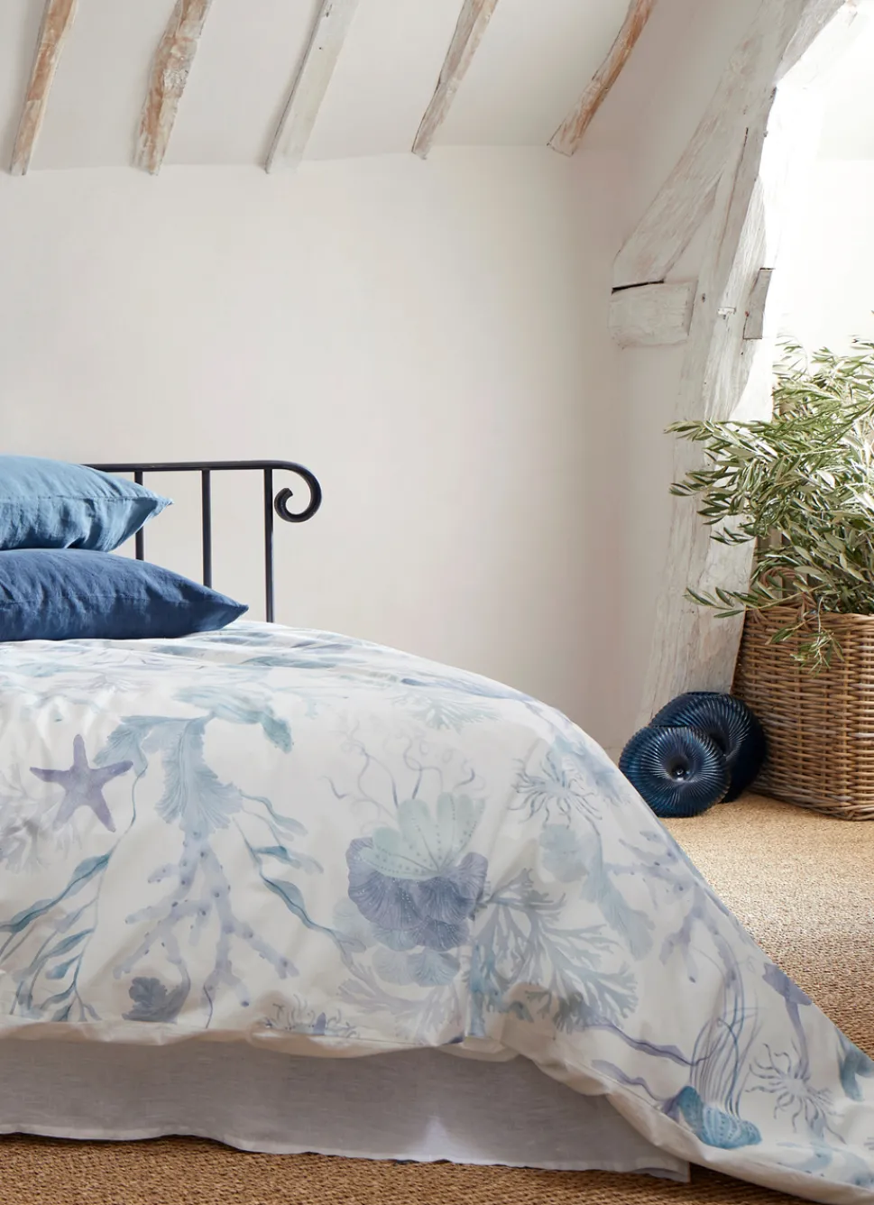 Bouchara TAIE D'OREILLER UNIE EN LIN LAVÉ 165GR CHARBON